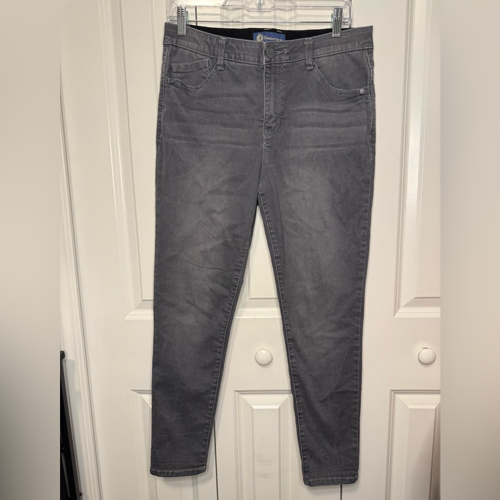 Democracy Absolution Gray Skinny Jeans Size 10 Stretch Mid Rise